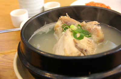 Samgyetang koreanisch Samgyetang